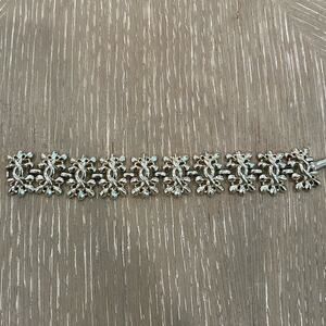 Vintage Coro bracelet gold tone